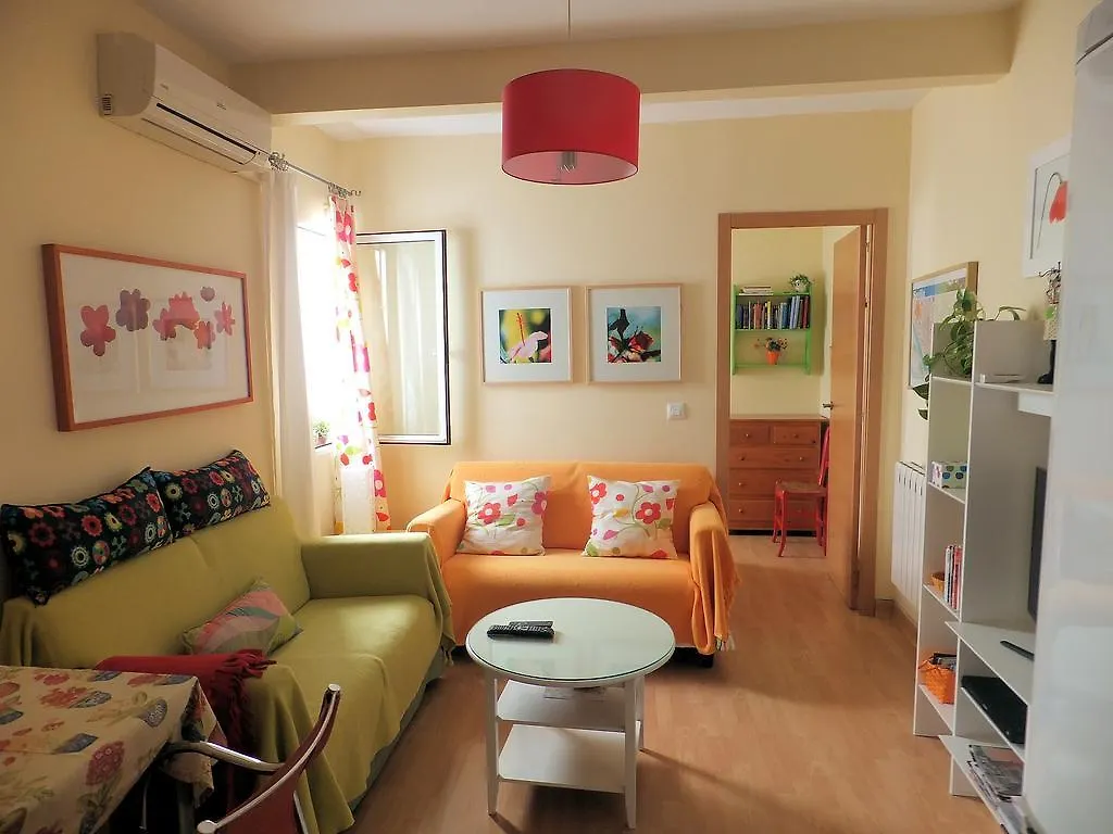 Apartamento Verde, Tranquilo, 2 D, Parking Opcional contacts